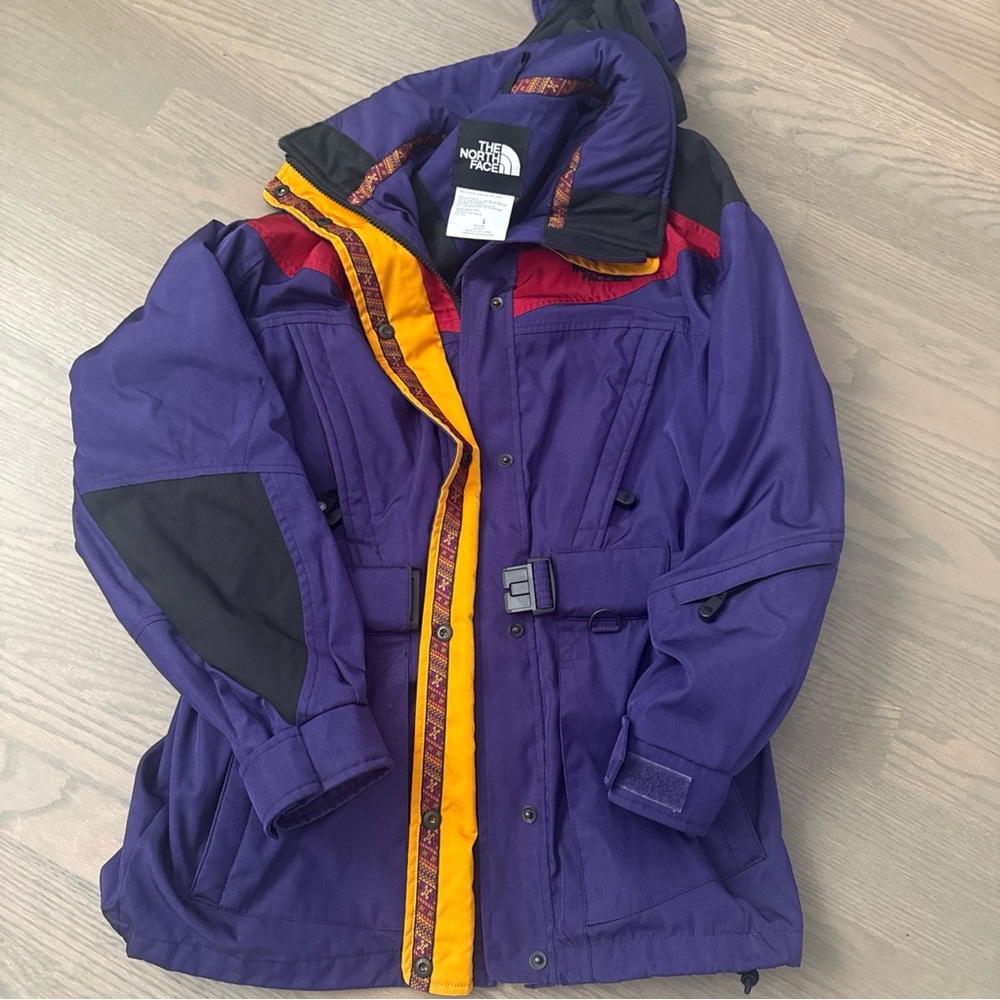 Vintage - The North Face Purple Jacket with Black and Yellow Accents